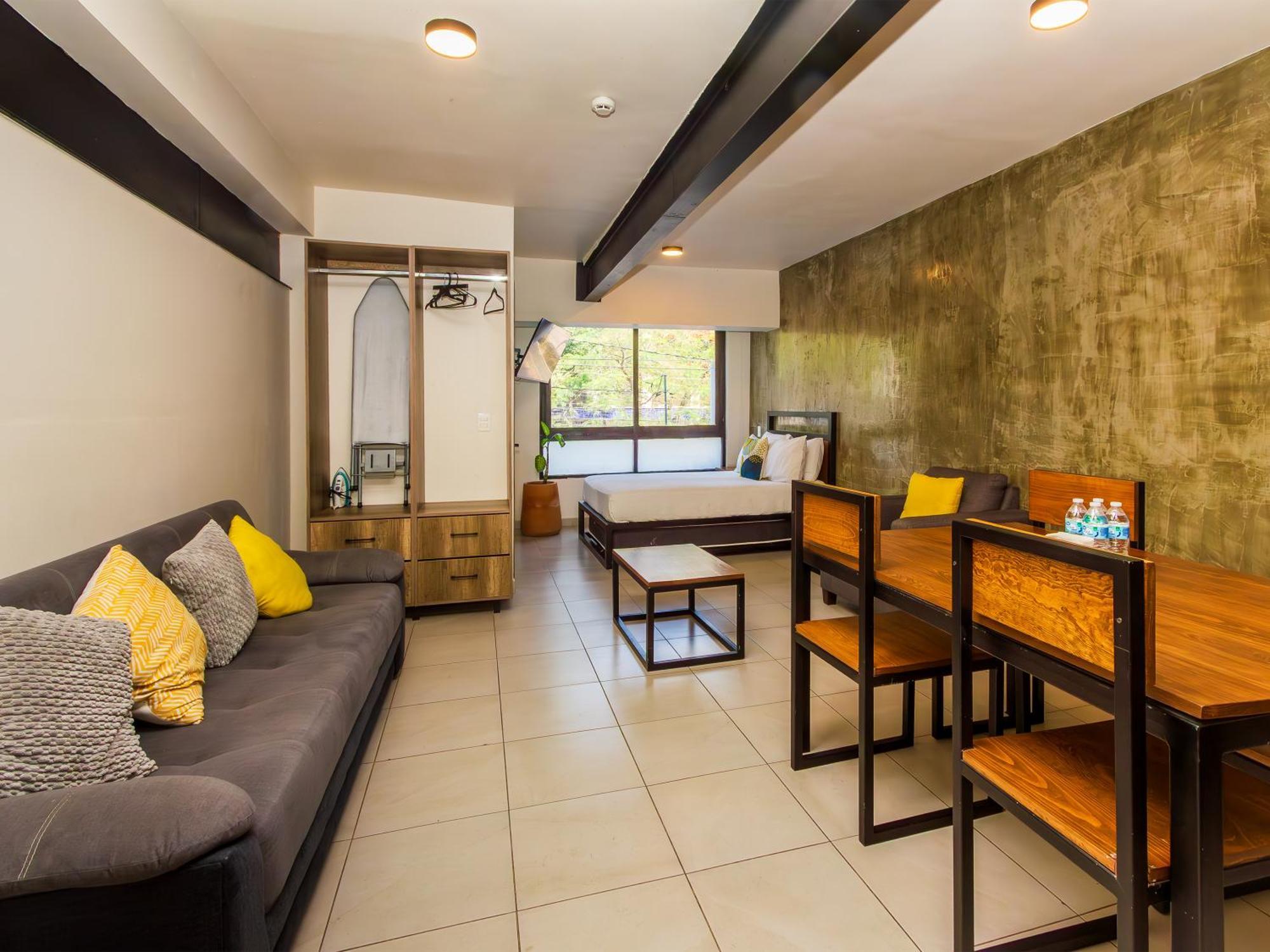 Ihost Chapultepec Apartment Гуадалахара Екстериор снимка