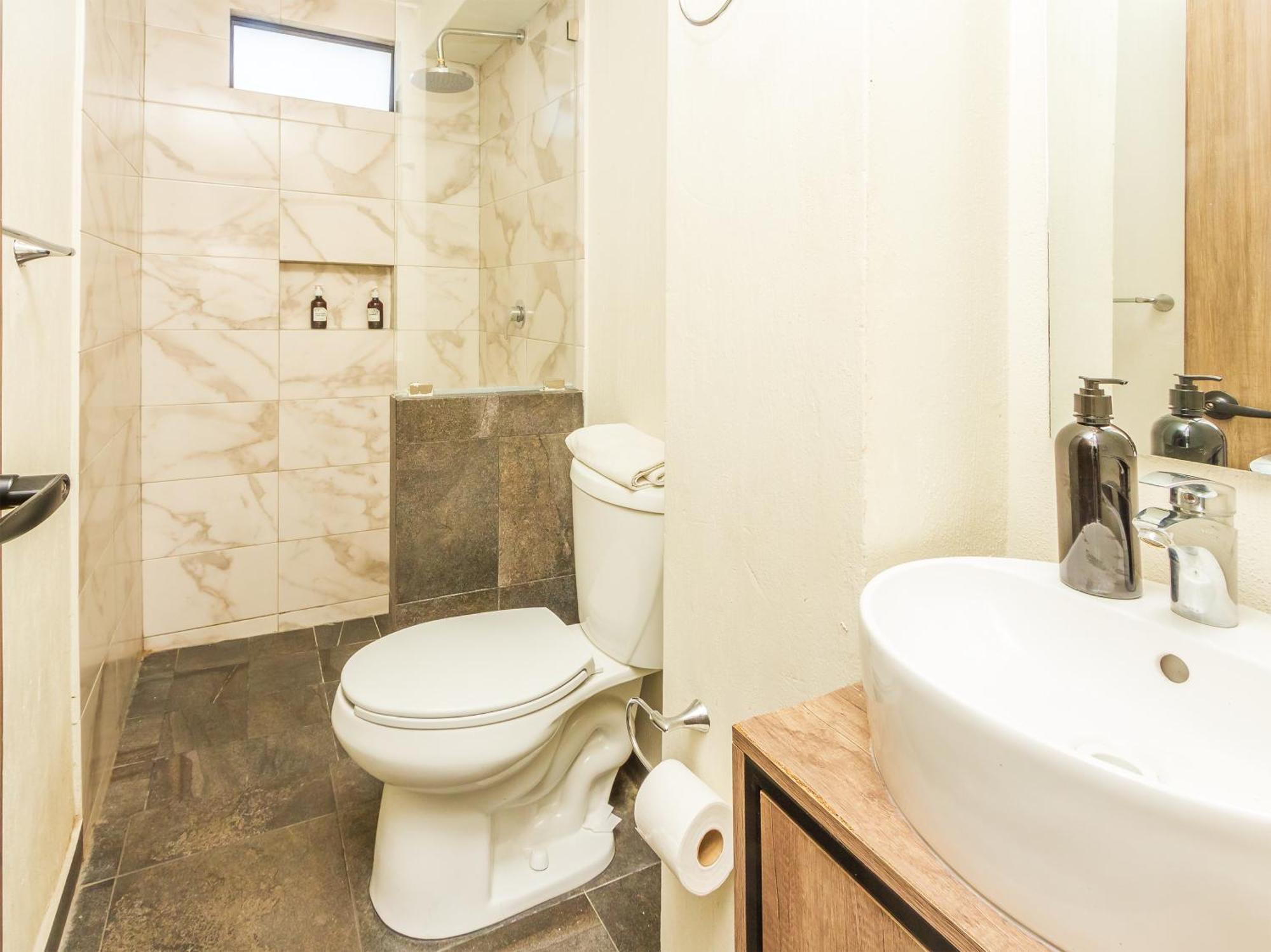 Ihost Chapultepec Apartment Гуадалахара Екстериор снимка