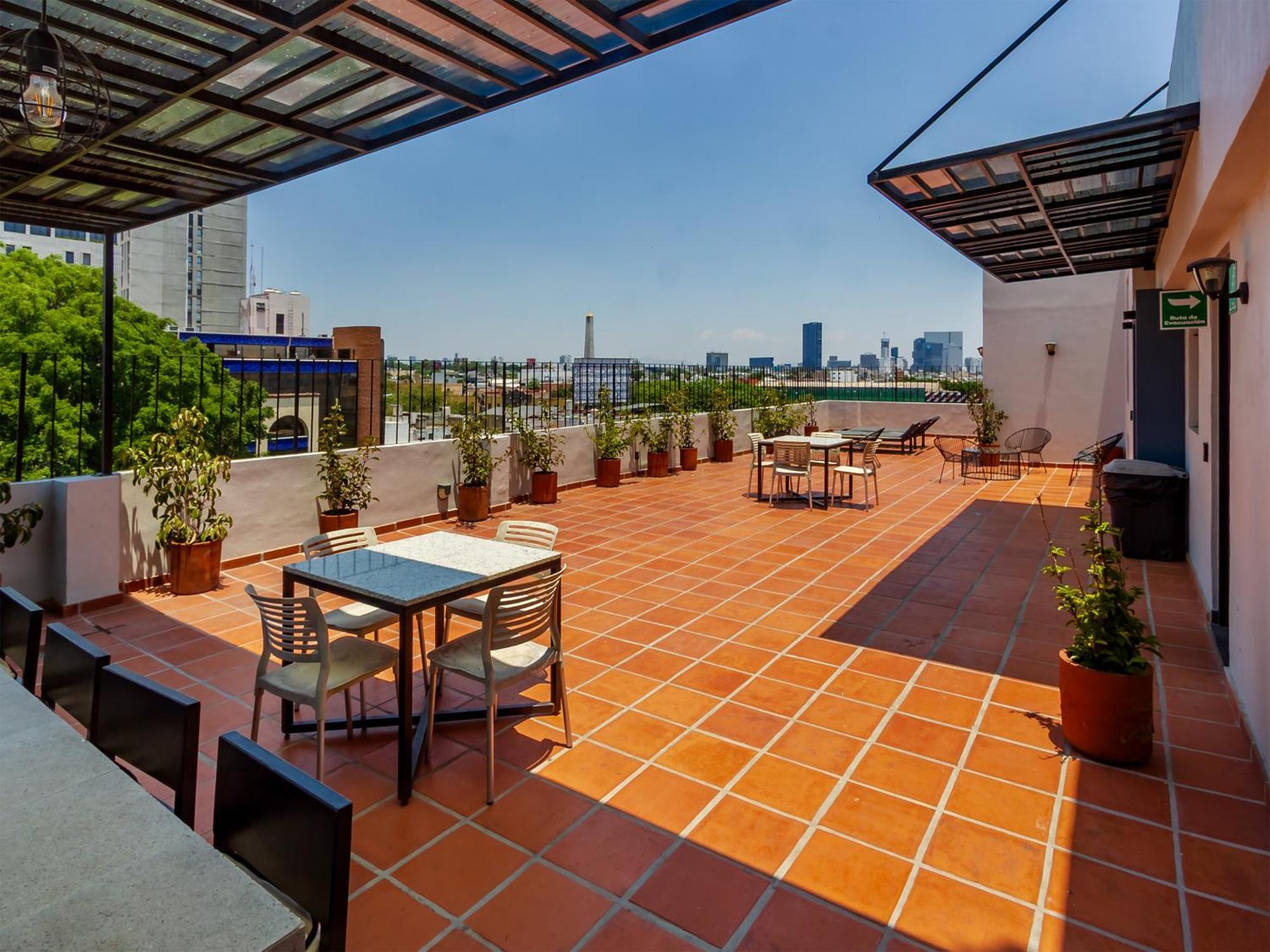 Ihost Chapultepec Apartment Гуадалахара Екстериор снимка